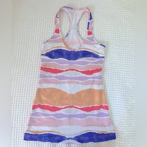 LULULEMON COOL RACERBACK TABK- Size 4